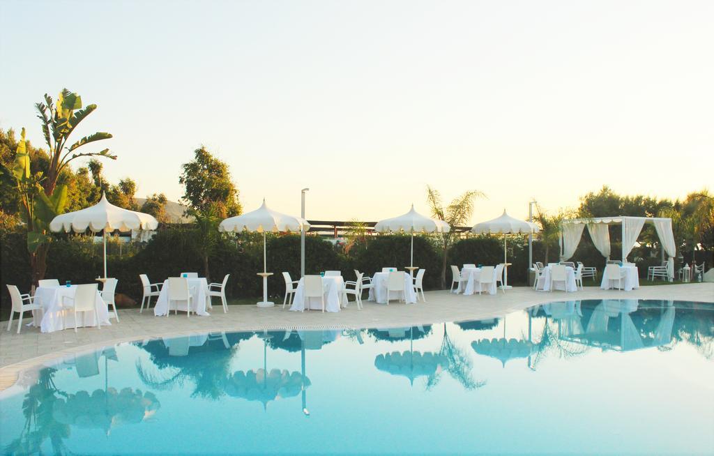 Blu Tropical Resort Zambrone Bagian luar foto
