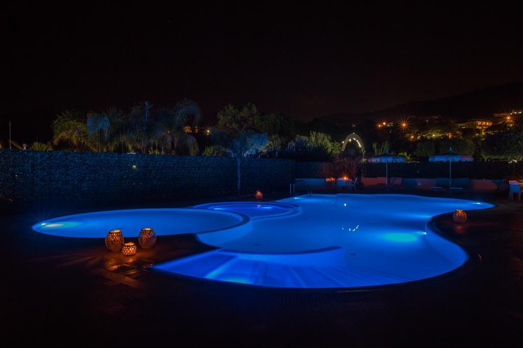 Blu Tropical Resort Zambrone Bagian luar foto