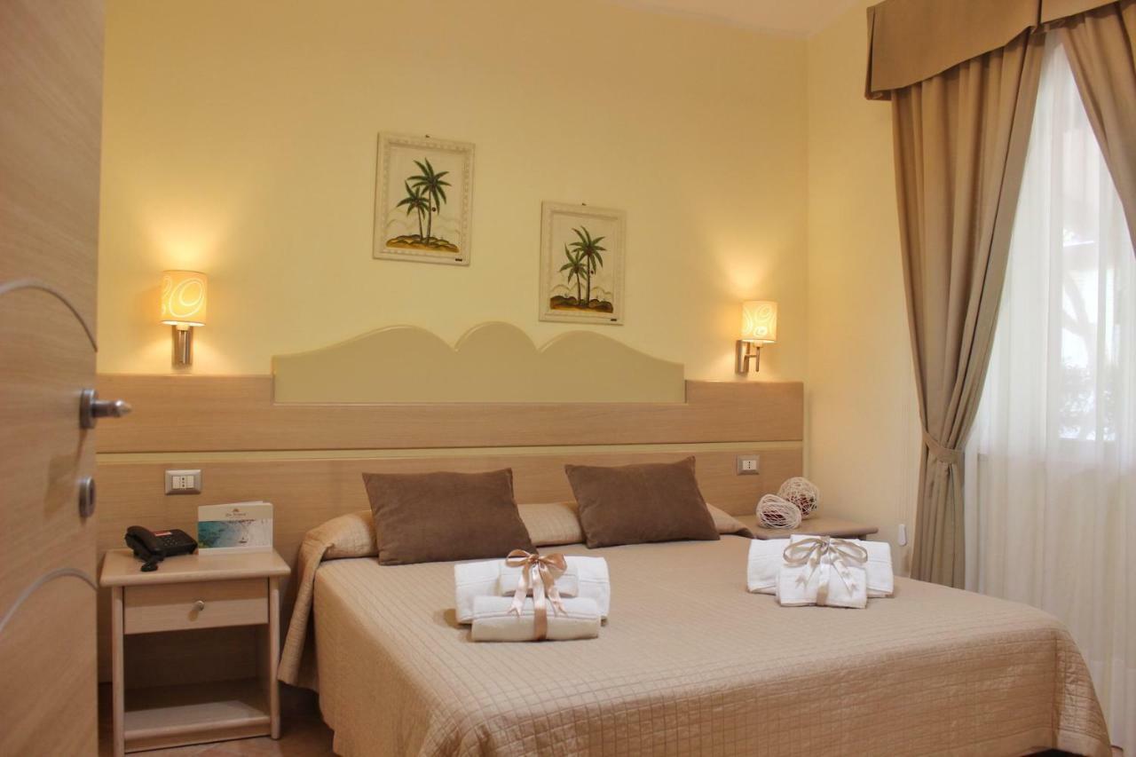 Blu Tropical Resort Zambrone Bagian luar foto