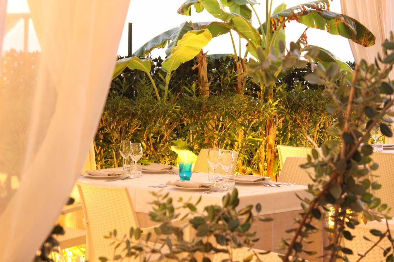 Blu Tropical Resort Zambrone Bagian luar foto
