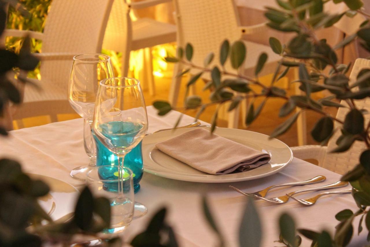 Blu Tropical Resort Zambrone Bagian luar foto